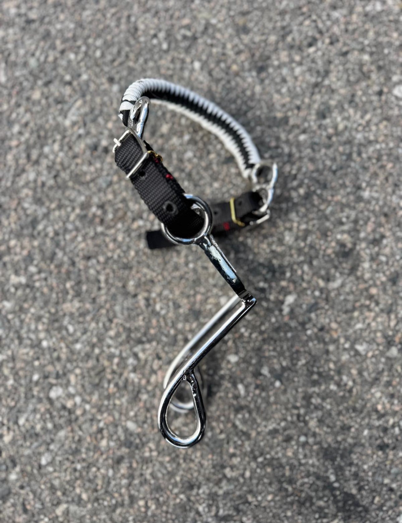 Bosal Falso “Diablo” – Control Tradicional con Estilo Vaquero