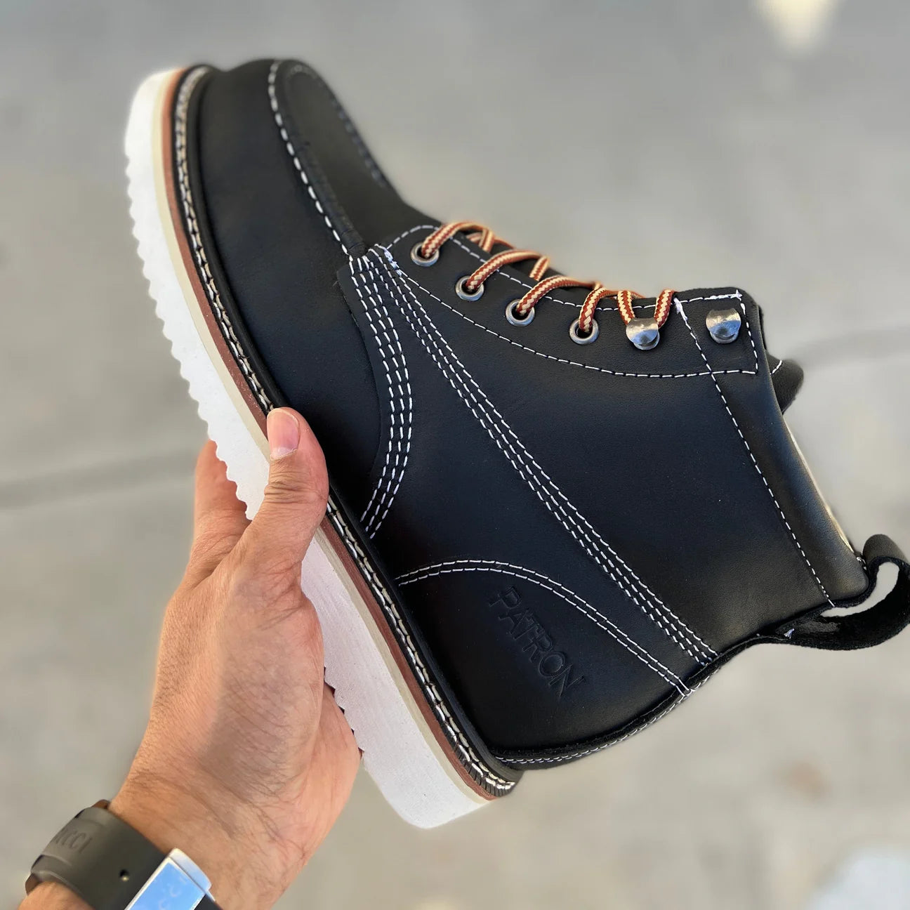 Zapato de Trabajo 708 Plus Black Suela Blanca