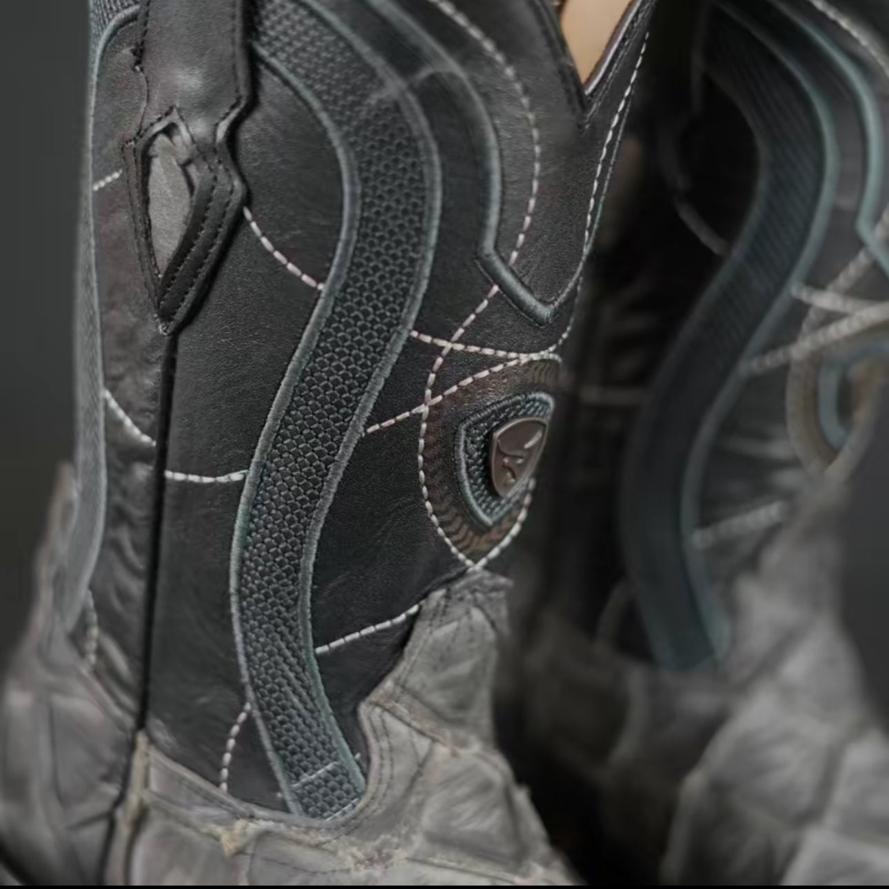 Botas Vaqueras Patron Boots 080 Pirarucú Gris Mate – Suela Natural